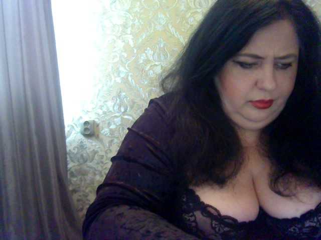 الصور hotangel-fun1 mistress with big boobs and hairy pussy gets orgasm from sex machine 300tk